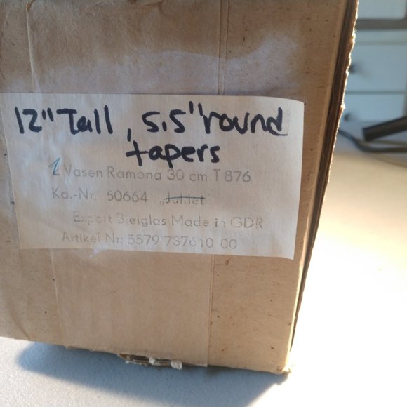 Ramona tapered crystal vase - Picture 4 of 4